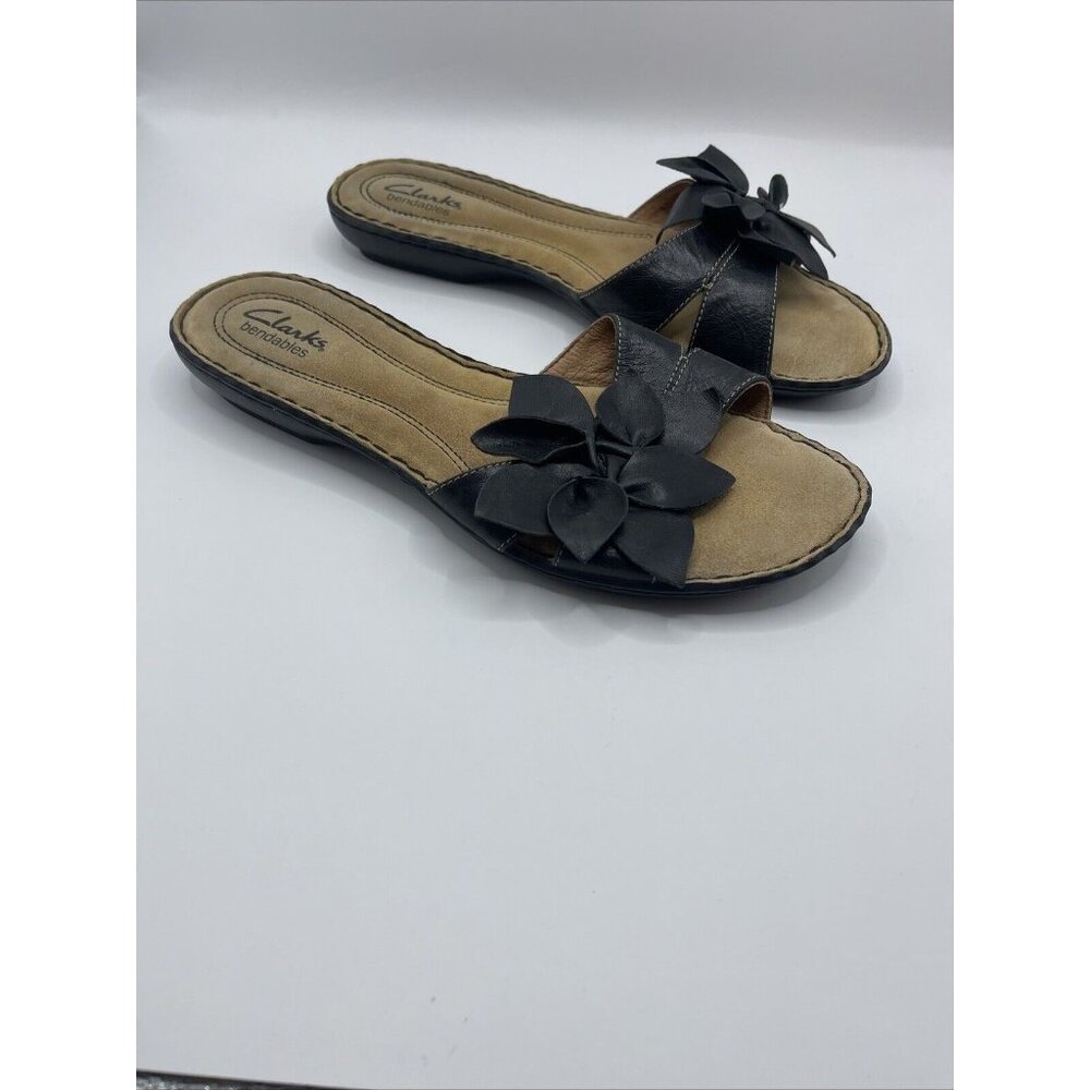Clarks Bendable Slide On Flower Black Sandal Size 8M